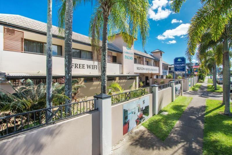 Hotel High Chaparral Cairns Esterno foto